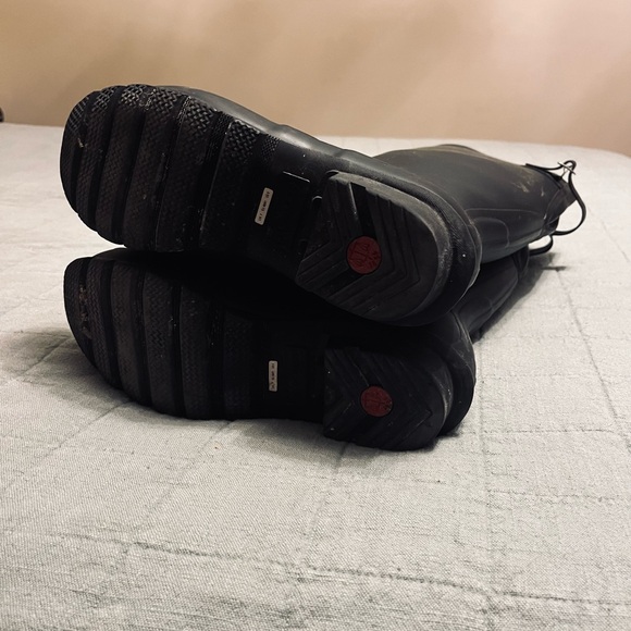 Women’s Hunter Boots - Picture 3 of 3